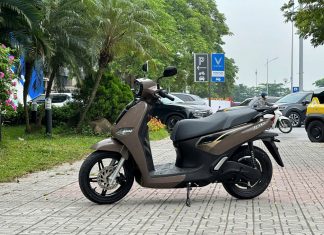 Cốp 21 lít, thiết kế hỗ trợ tới 2 pin: VinFast Kyo đáp ứng nhu cầu đi lại hằng ngày ra sao?
